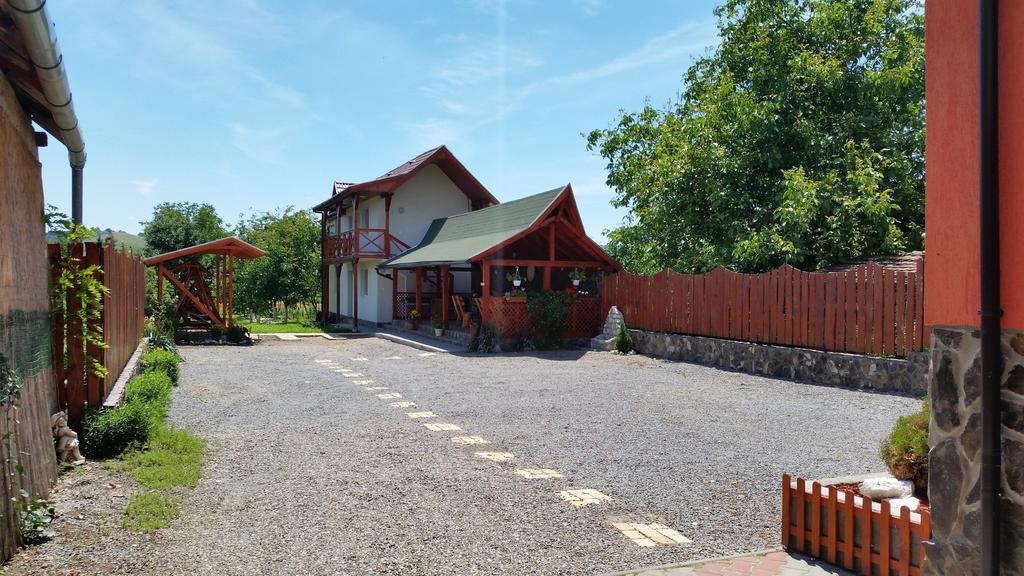 Casa Agnes Vendeghaz Hotel Fantanele  Exterior foto